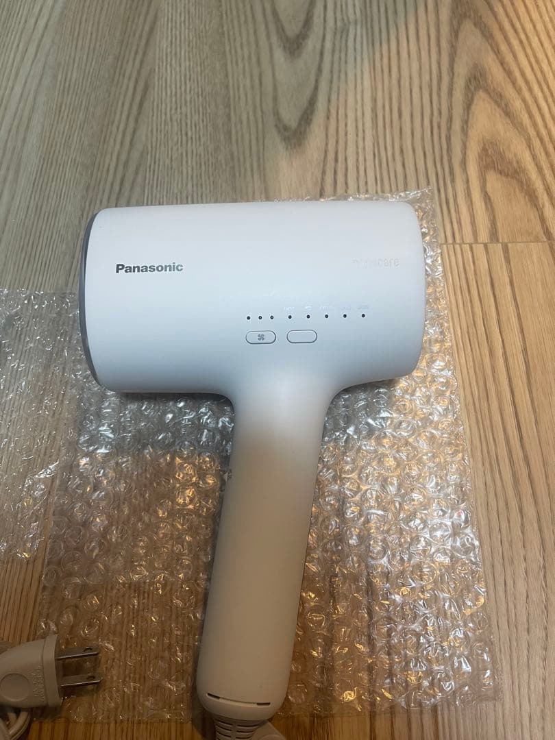パナソニック　ドライヤーナノケア　EH-NA0J