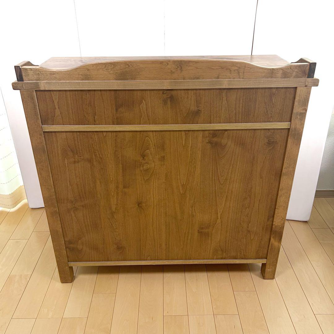 カントリー キャビネット インテリア　英国調　アンティーク　サイドボード　棚