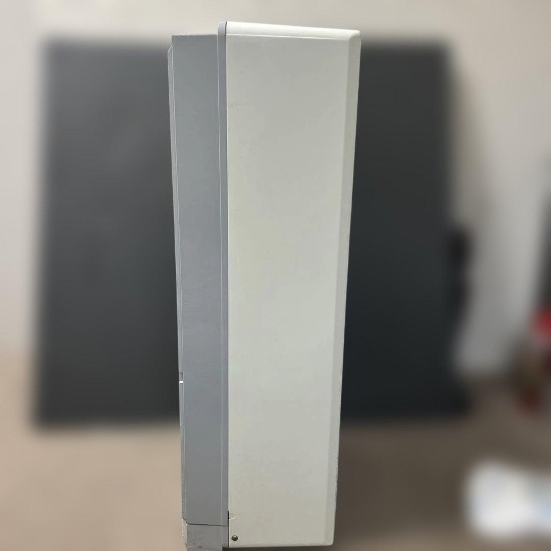 窓用エアコン ホワイト スリムタイプ　CORONA