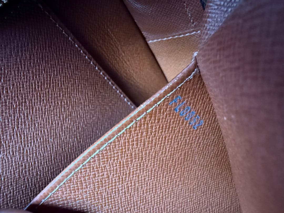 エミー　Louis Vuitton ヴィトン モノグラム ショルダーバッグ