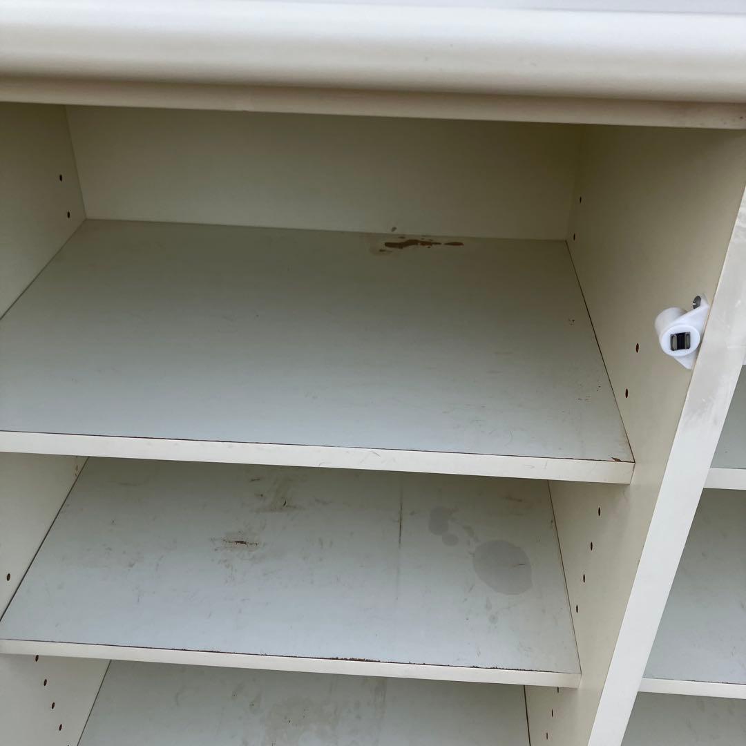 昭和レトロ ガラス扉 窓枠風 木製サイドボード 飾り棚 カップボード 古家具