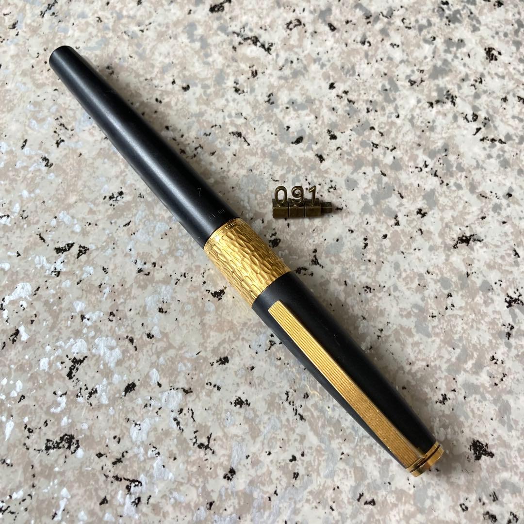 #091 オーバーホール済み 万年筆 PILOT CUSTOM 槌目 18k