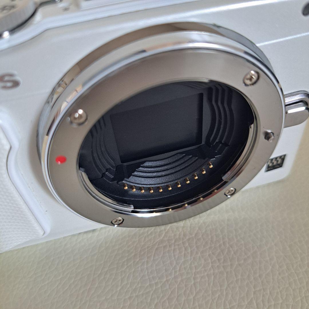 【動作未確認】ジャンクOLYMPUS PEN Lite E-PL6 ホワイト