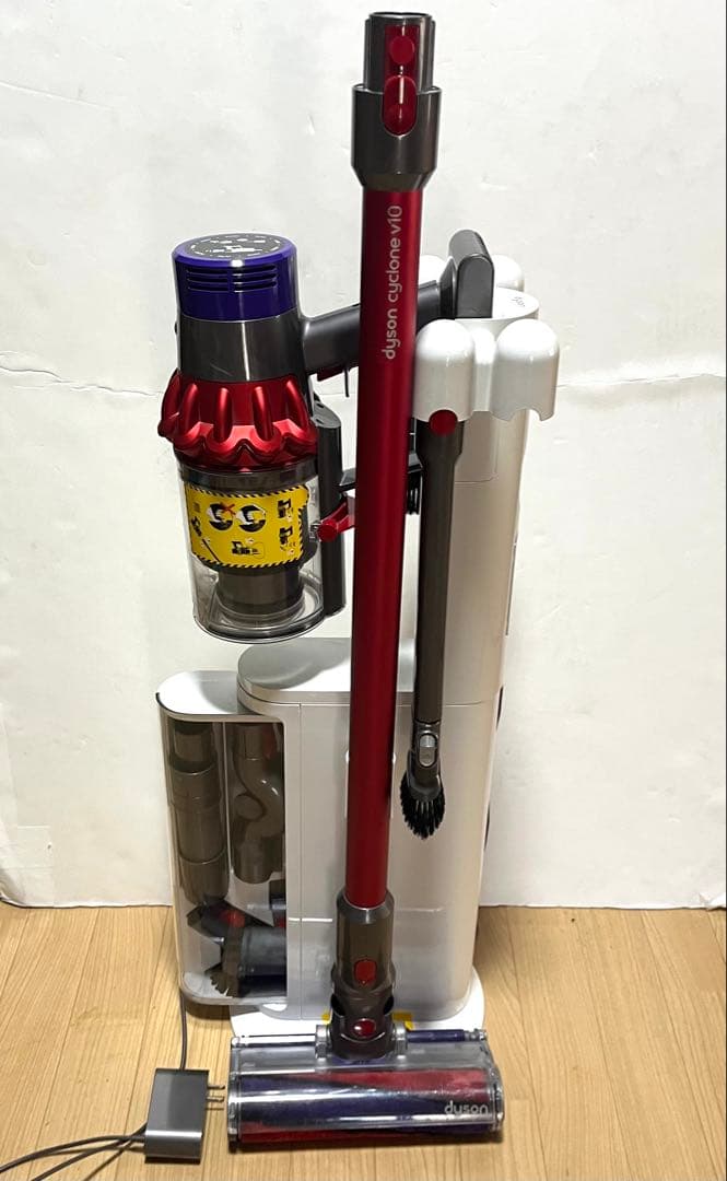 【ジャンク】ダイソン dyson v10 s12スタンド付　バッテリー劣化あり