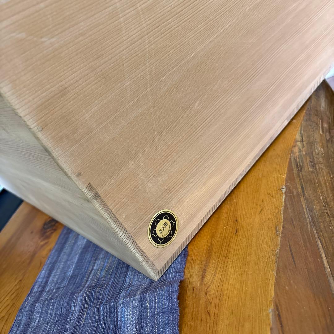 伝統的 雛人形 木箱入