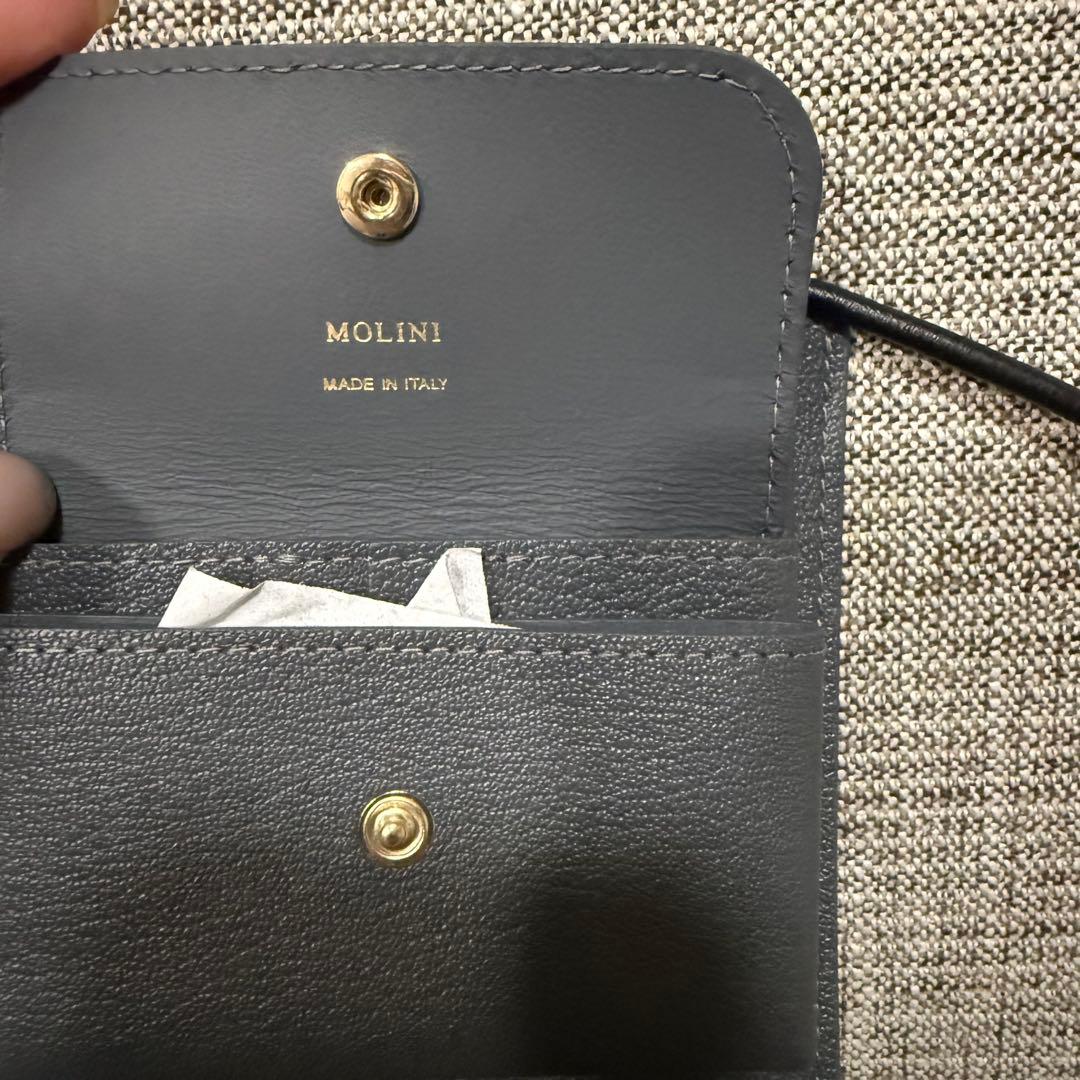 年内売切り希望MOLINI スマホショルダーウォレット　グレイ
