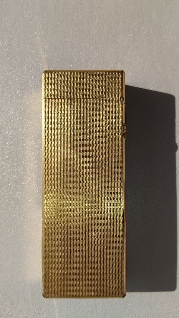 dunhillのローラー式ガスライターRE24163