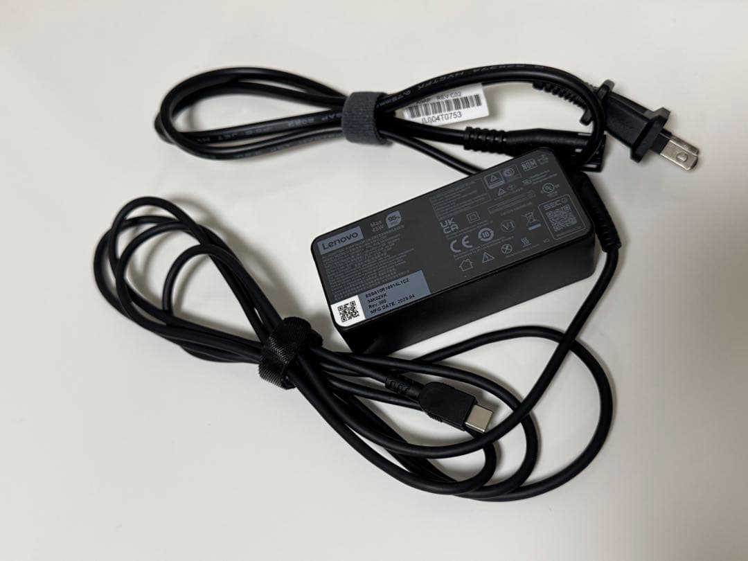 ThinkPad X1 Carbon Gen 10 ストレージ256GB