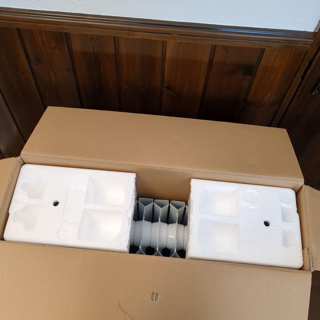 【美品】デロンギ ユニカルド オイルヒーター 白+黒 RHJ65LO915