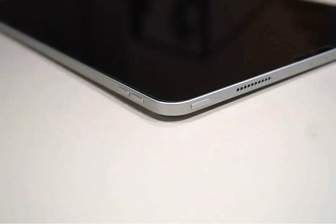 iPad Pro 12.9（Wi-Fi）キーボード、ペンシルセット！