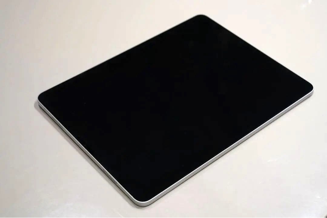 iPad Pro 12.9（Wi-Fi）キーボード、ペンシルセット！