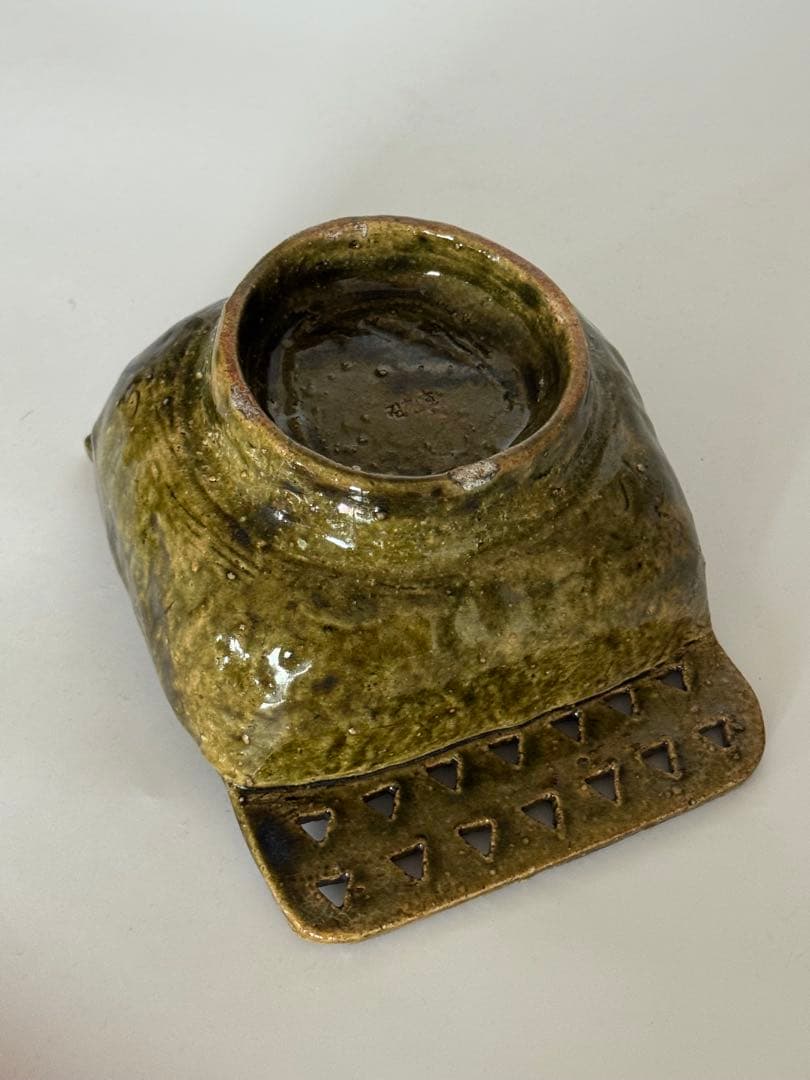 キムホノ　金憲鎬　織部鉢