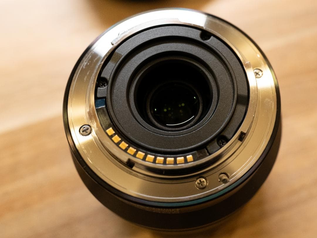 SONY SEL1018 OSS レンズ