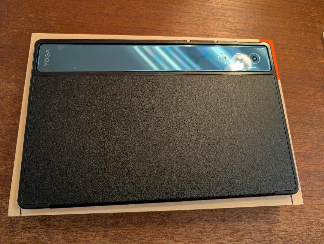 LenovoYogaTabPlusタブレット(12.7) とキーボードK380s