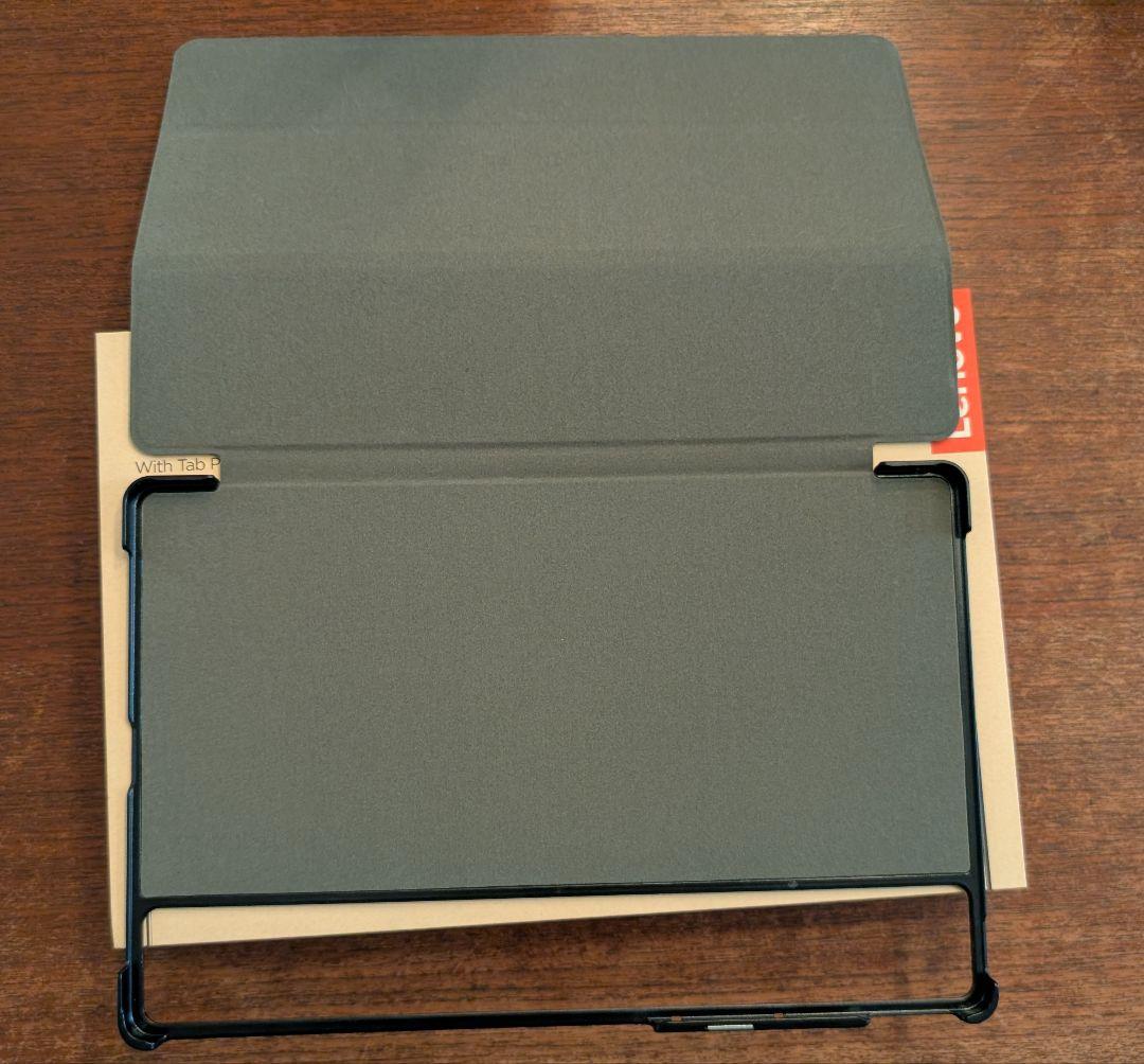 LenovoYogaTabPlusタブレット(12.7) とキーボードK380s