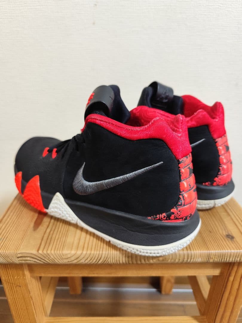 Nike Kyrie4 ナイキ カイリー4　27.5cm　カイリー・アービング