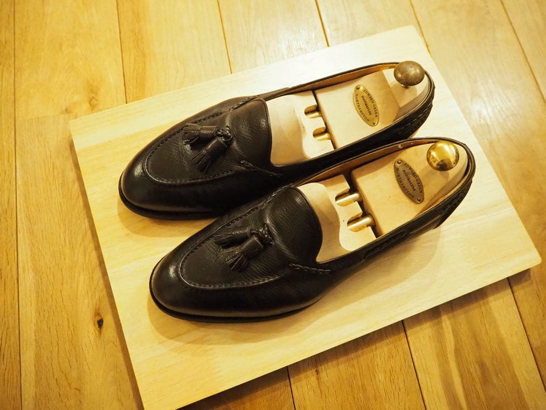 エドワードグリーンBelgraviaネイビーユタカーフ8½-9(8.5)E184