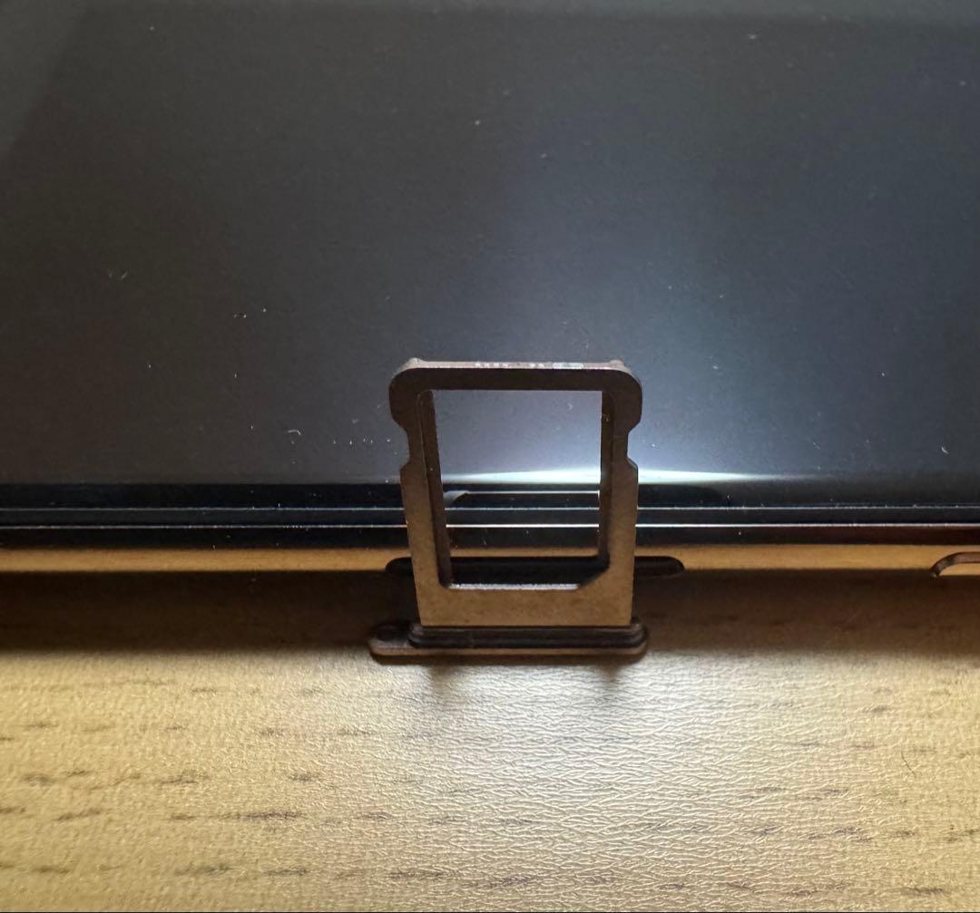 訳あり　iPhone XS 本体 256GB SIMフリー　ゴールド