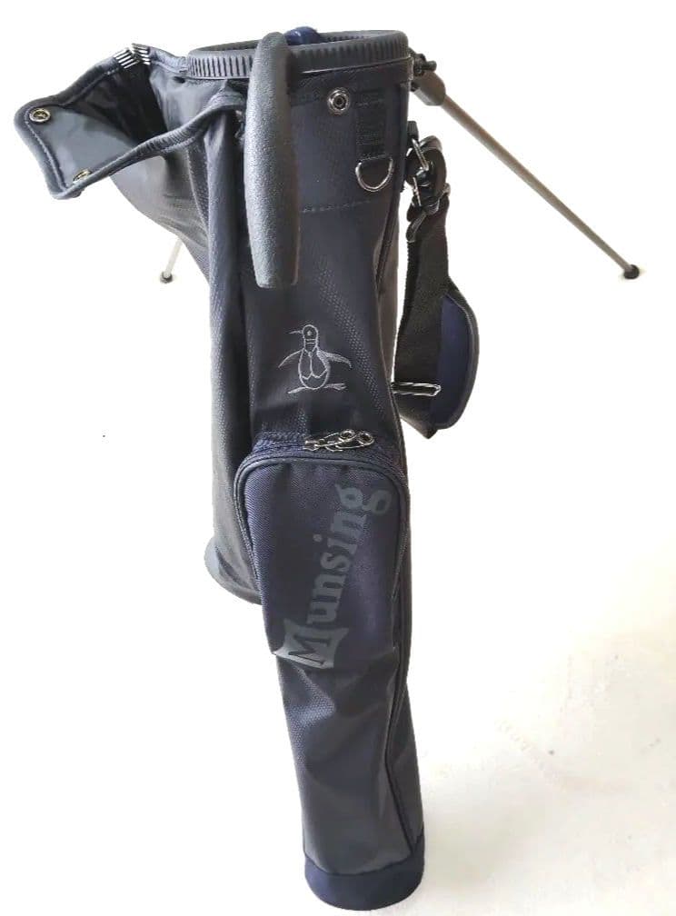 【お値下げ】【美品】【マンシングウェア】セルフスタンド．ゴルフクラブケース