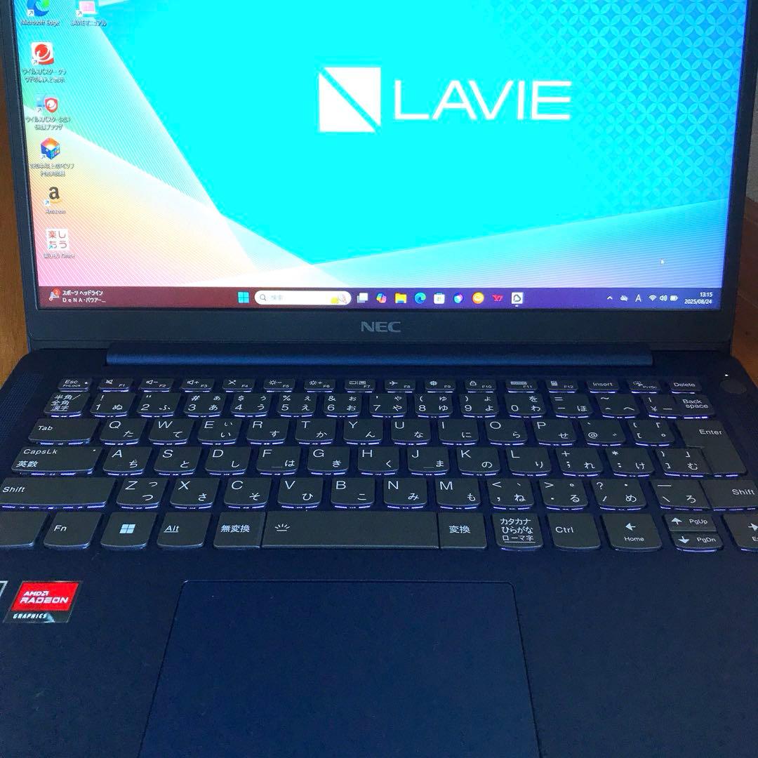 美品 NECLaVieN143CHAL【2023年12月発売モデル】