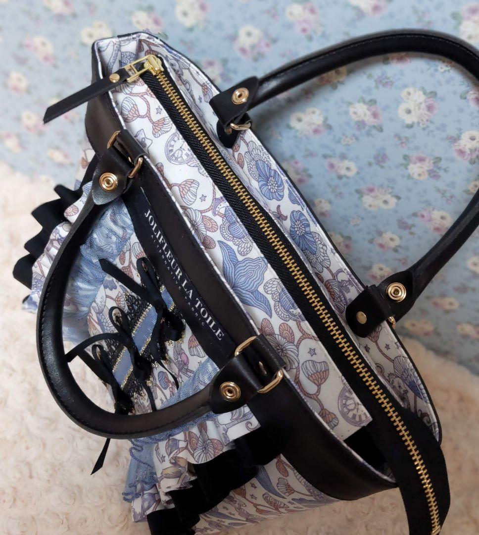 い*ご様 ジョリーフルール　フラップファスナートート　ポイズンベリーシーフ　トリ