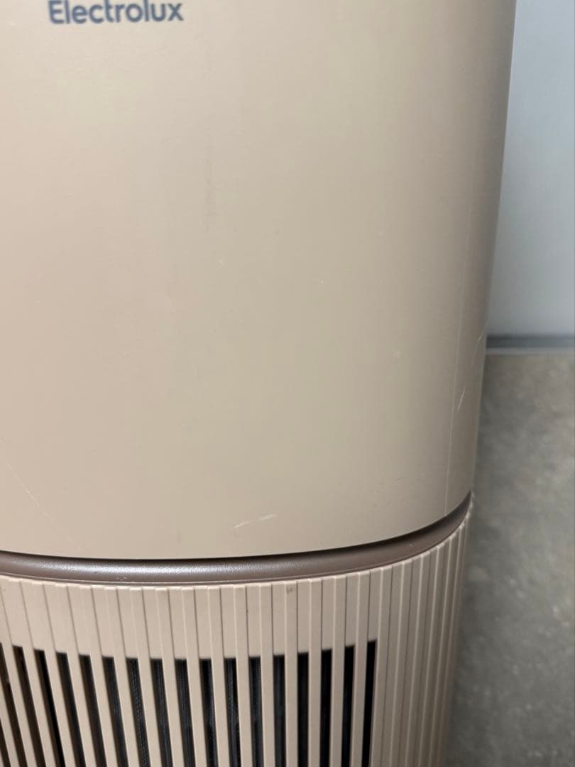 エレクトロラックス◇空気清浄機 Ultimate300 ウォルナット