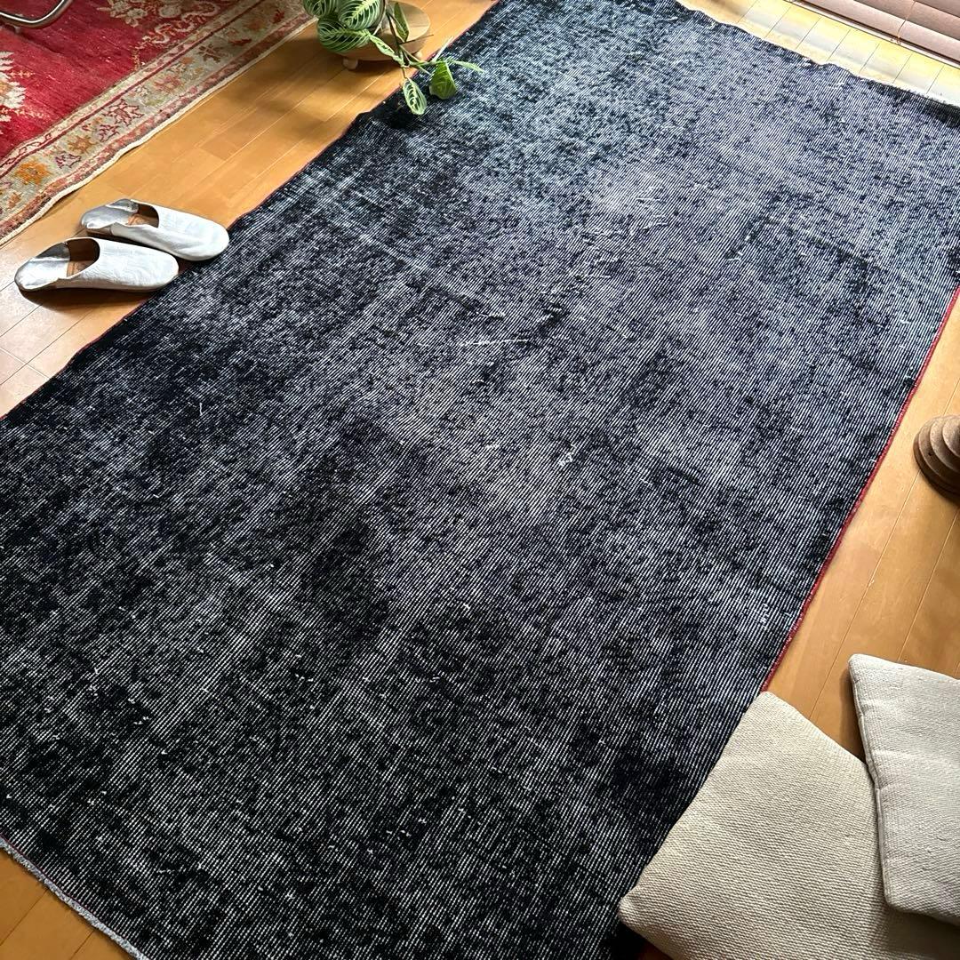 116.5×213.5オーバーダイ　ワンカラー赤ステッチ　トルコヴィンテージラグ