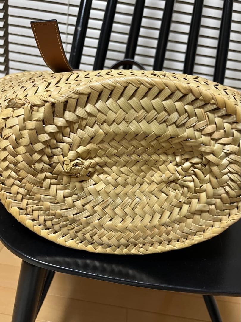 【Yuka Kaeです】　ロエベ　カゴバッグM お花チャーム付き