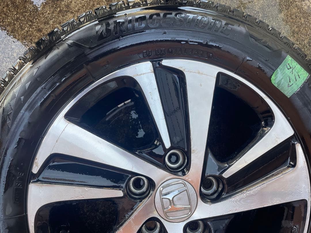 送料込み　フリード GB系　純正アルミ　ブリヂストン ブリザック VRX3 4本