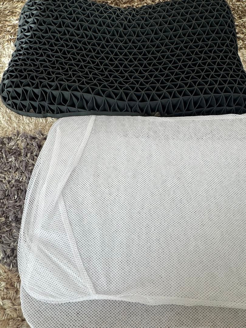 ヒツジのいらない枕　新ハイブリッド3層構造 高さ調整　枕カバー付き