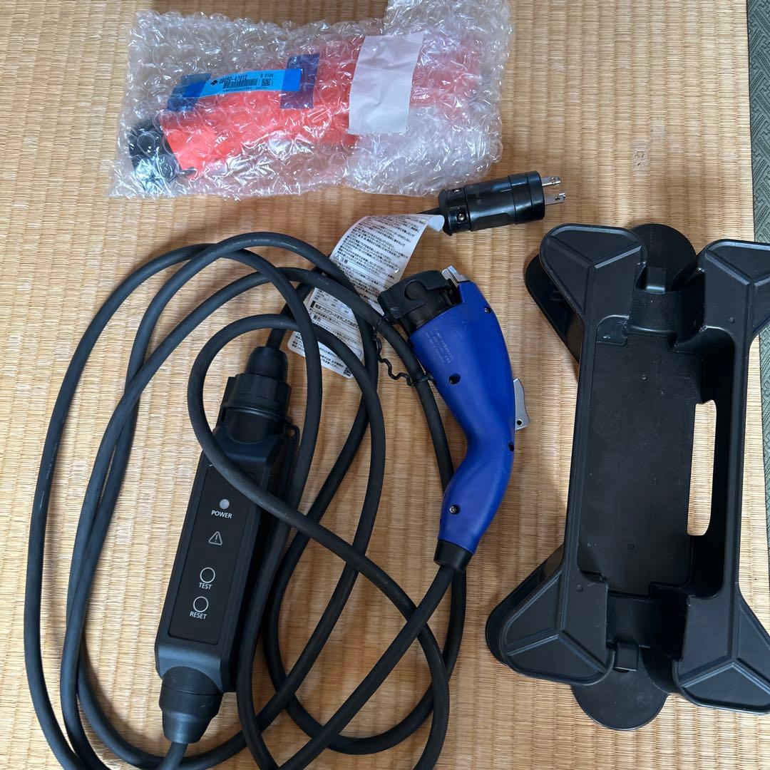 プリウス　充電ケーブル　3点セット