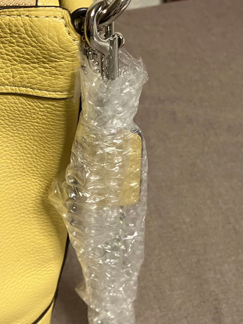 【新品同様】COACH コーチ パクストン ダッフル レザー ショルダー 黄