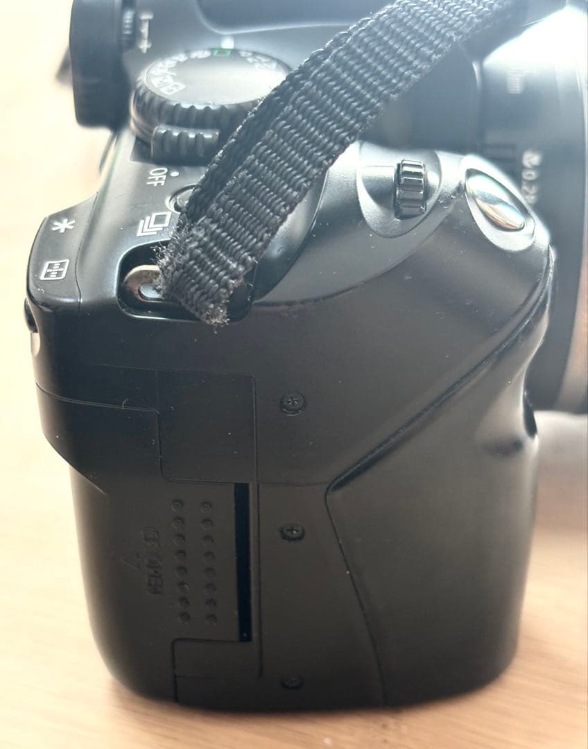 Canon EOS Kiss Digital 一眼レフ カメラ レンズ2本