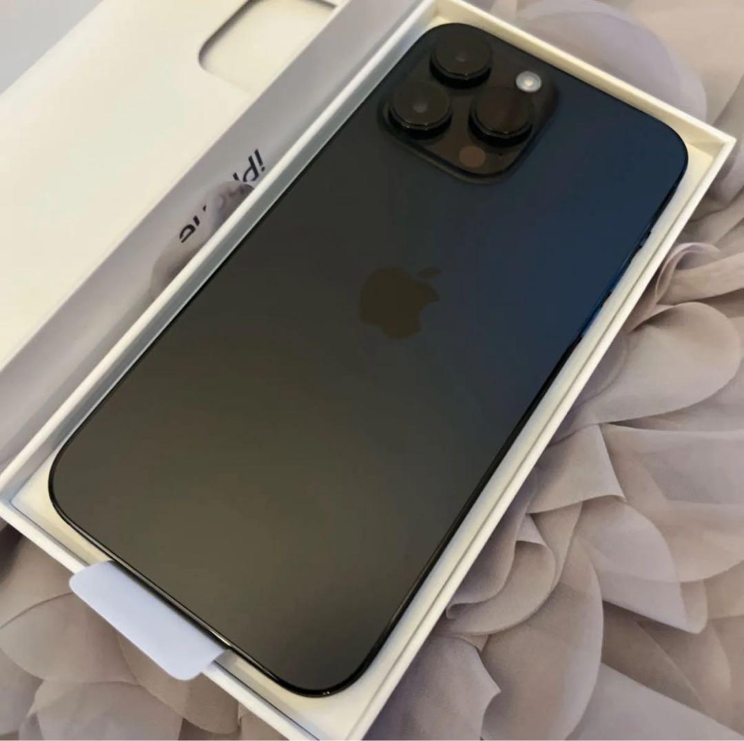 【新品】iPhone 14 pro Max 256GB ブラック　SIMフリー
