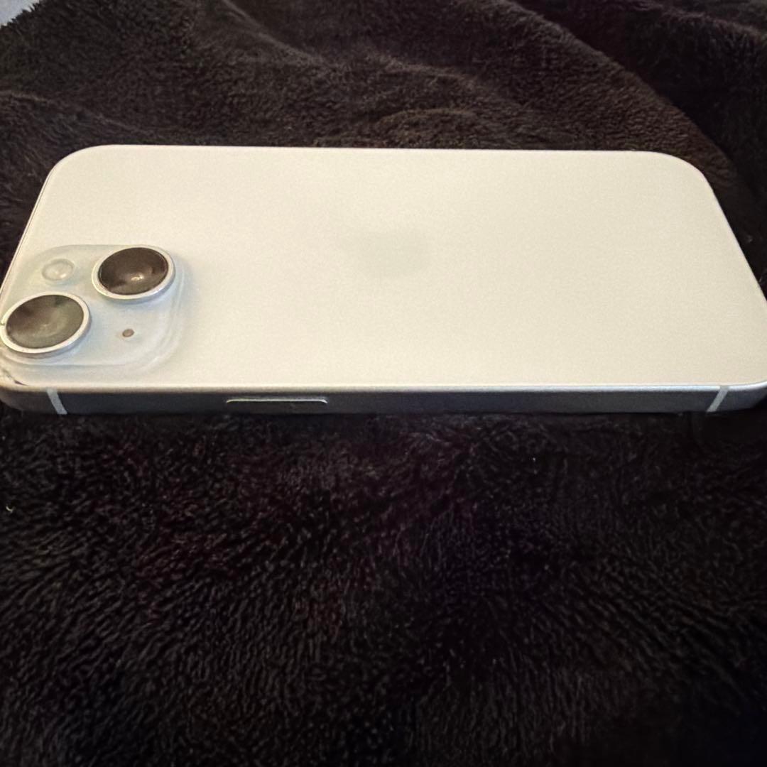 新品保護フィルム付 iPhone15本体 128GB