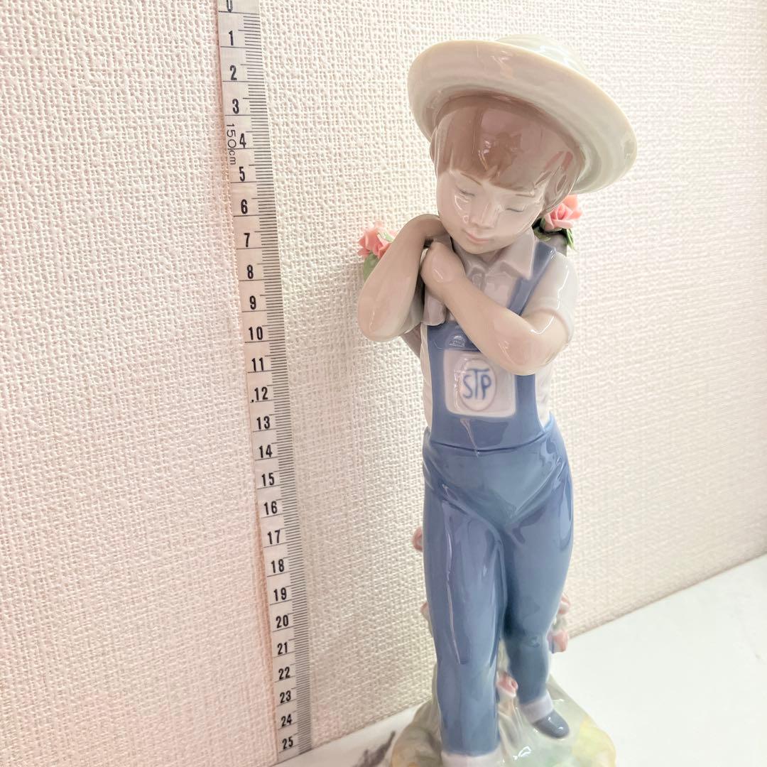 LLADRO リヤドロ 01286 花籠を背負う少年 フィギュリン 箱付