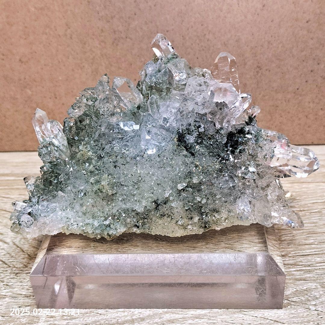 ちー ヒマラヤマニハール産水晶クラスター① ③