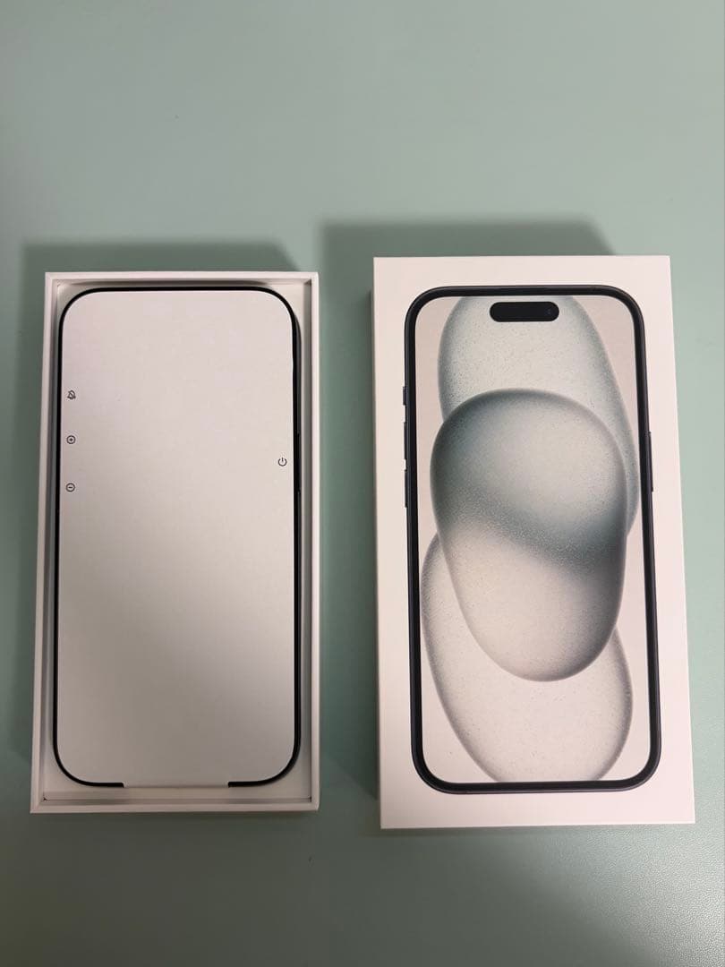 【即納】iPhone15 128GB ブラック SIMフリー　ケーブル　箱付き