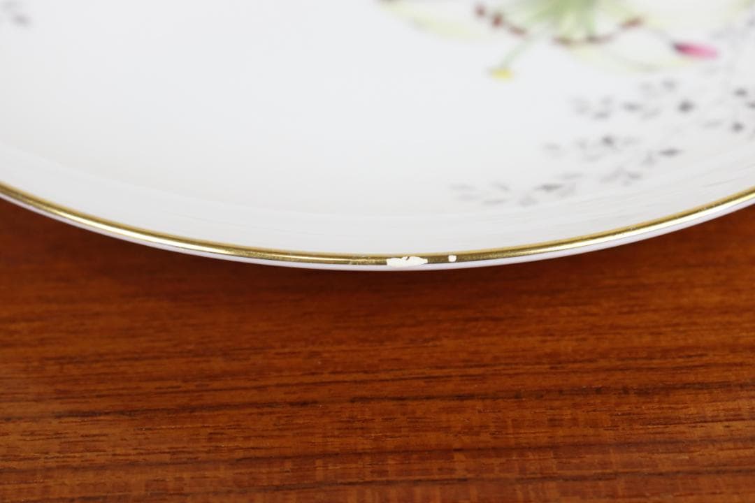 お値下げ　タスカン　ティーカップ　ケーキ皿　プレート　ユリ　ヴィンテージ　英国