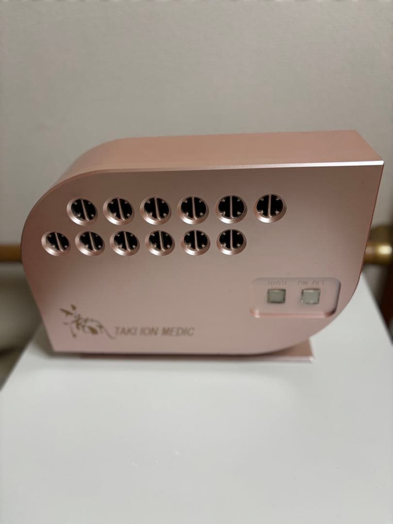 滝風イオンメディック　 TAKI ION MEDIC マイナスイオン　ピンク①