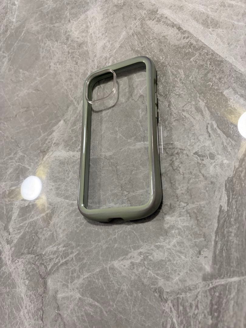 iPhone13 本体　バッテリー容量100% 早い者勝ち‼️