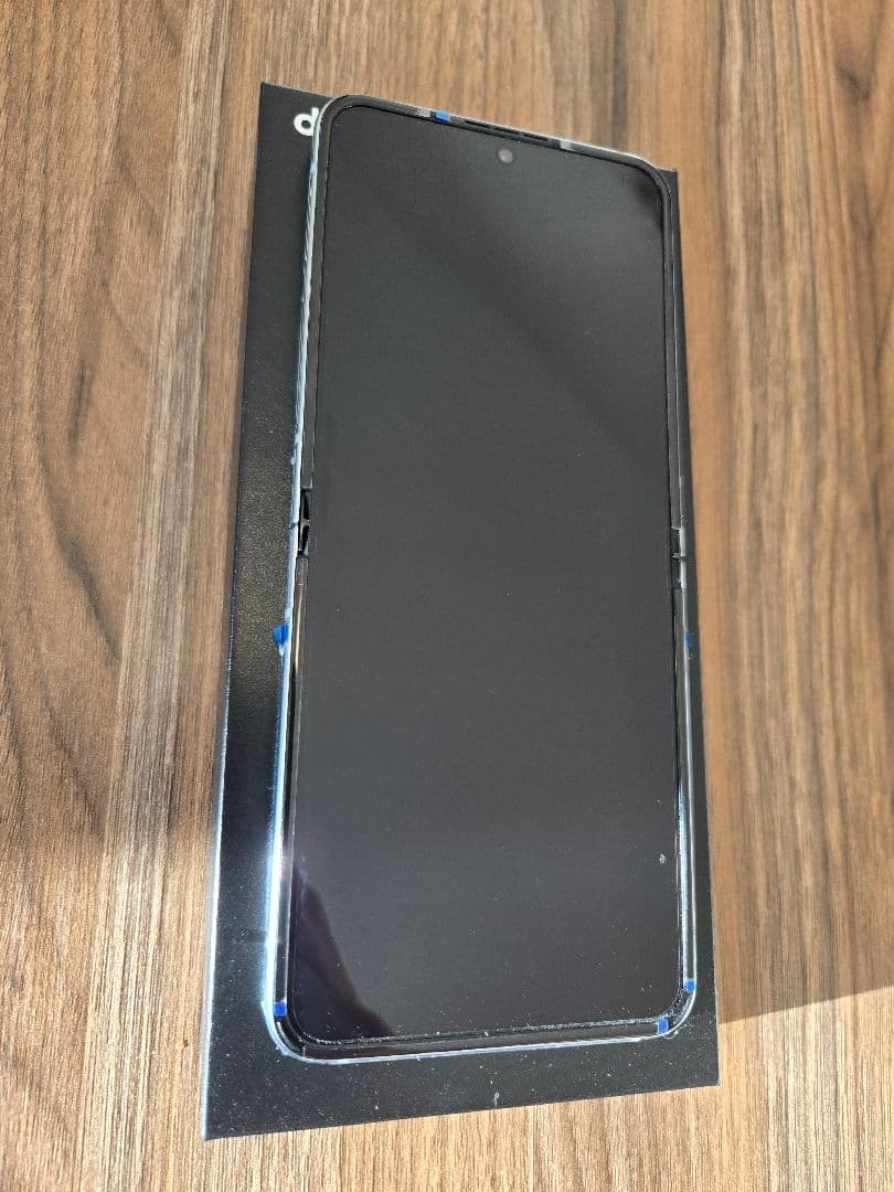 Galaxy z flip5 日本版　おサイフケータイ