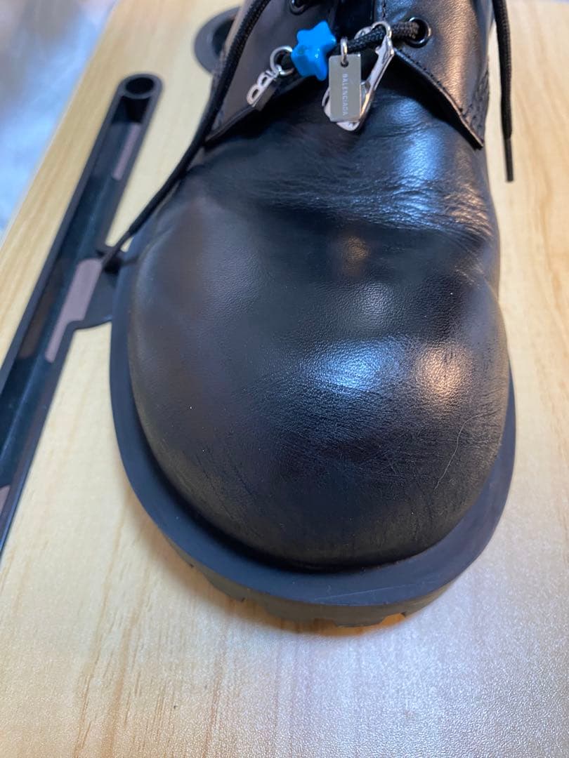 BALENCIAGA HUMMER DERBIE 786136チャーム付き