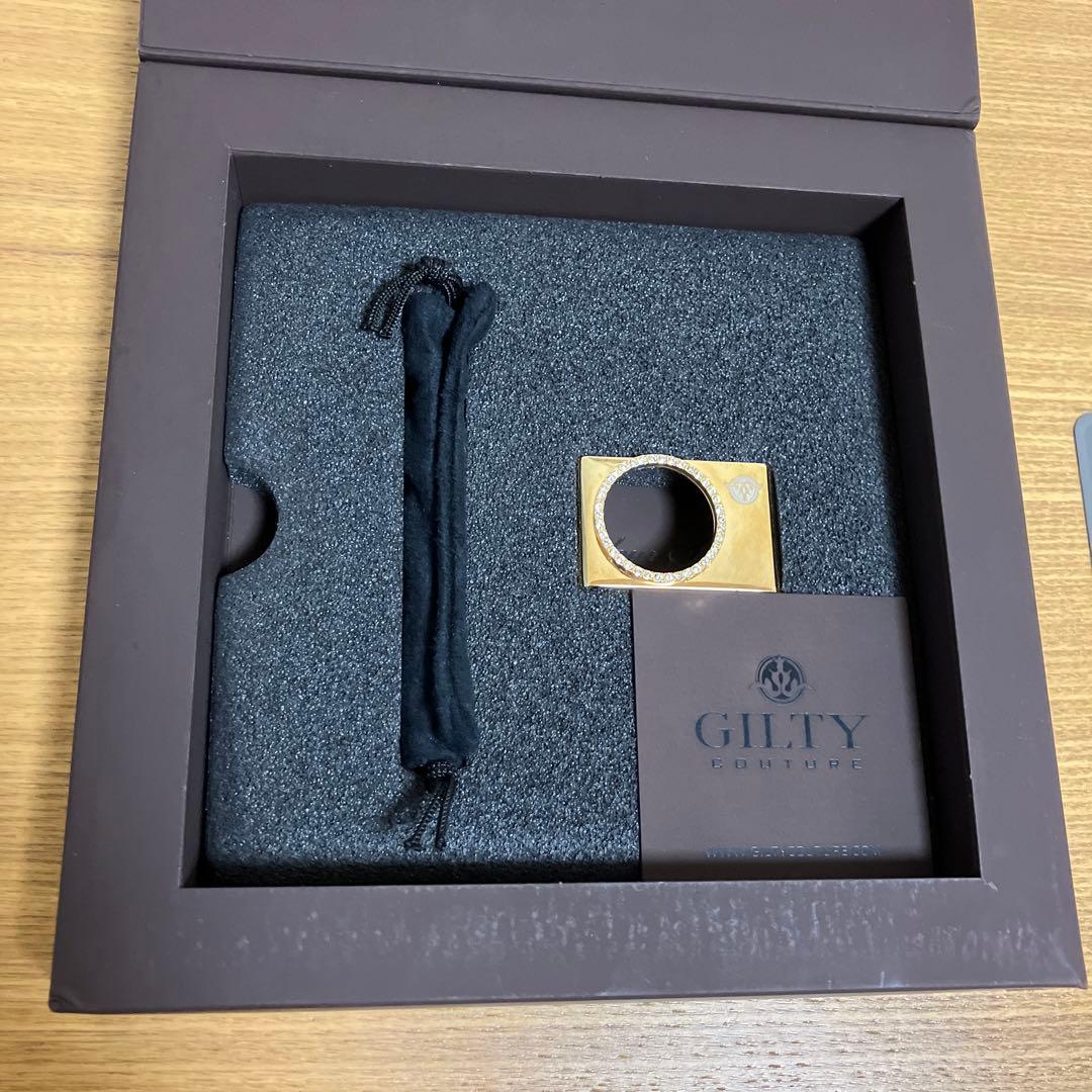 GILTY COUTURE iPod Shuffle 2G ゴールドケース