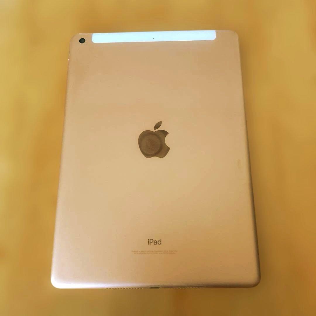 Apple iPad 第6世代 Wi-Fi+Cellular 32GB MRM…