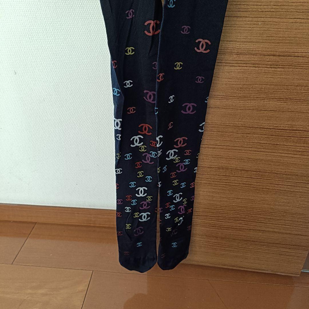 CHANELロゴプリントタイツ　サイズ　2　タグなし