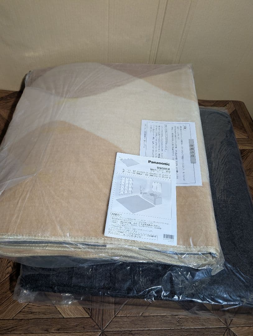 未使用品　パナソニック DC-3NKA11-C ホットカーペット 3畳用