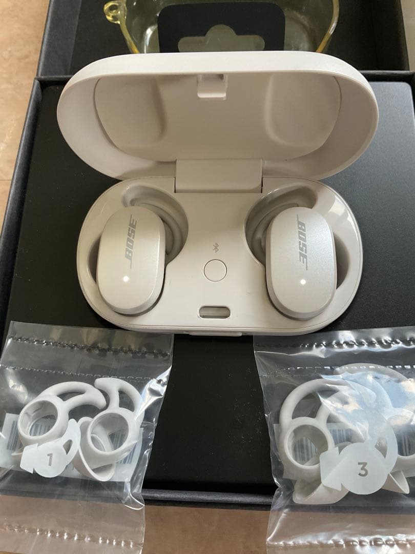 Bose Quietcomfort earburds ワイヤレス　純正