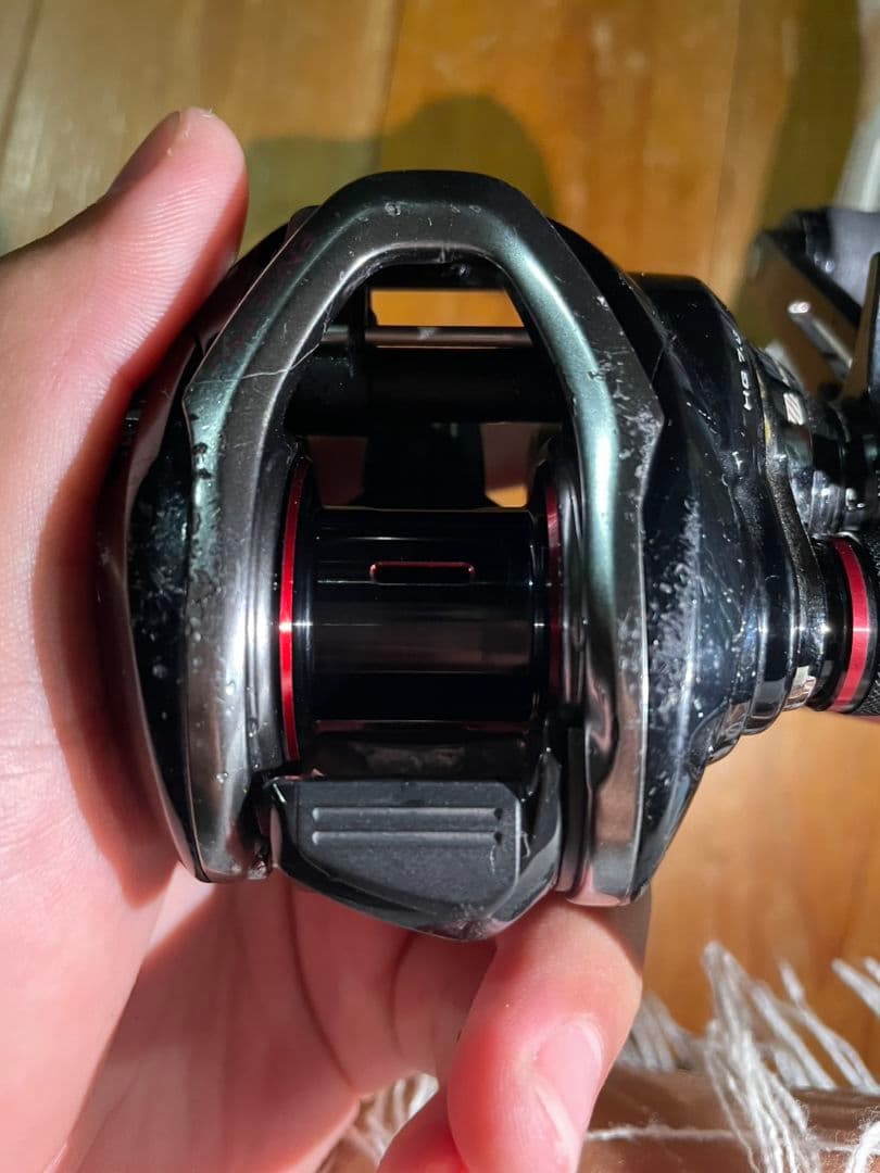 100HG ブラック ベイトリール