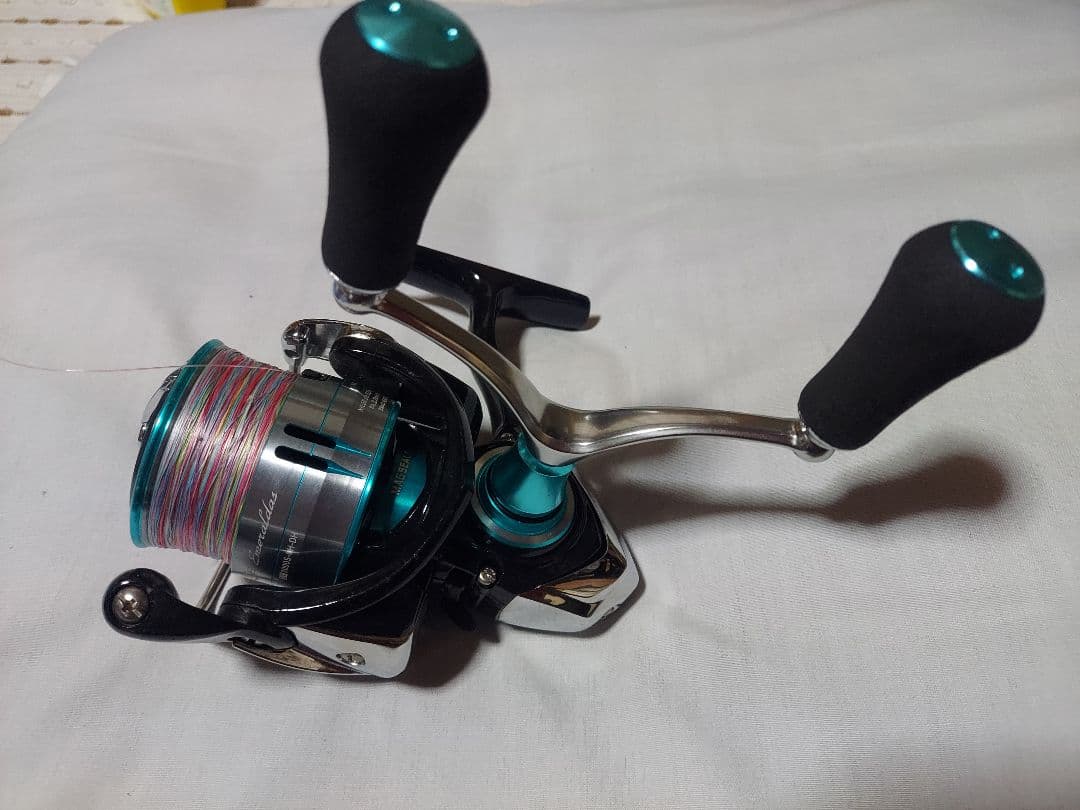 スピニングリール ダイワ19エメラルダス LT3000S-CH-DH